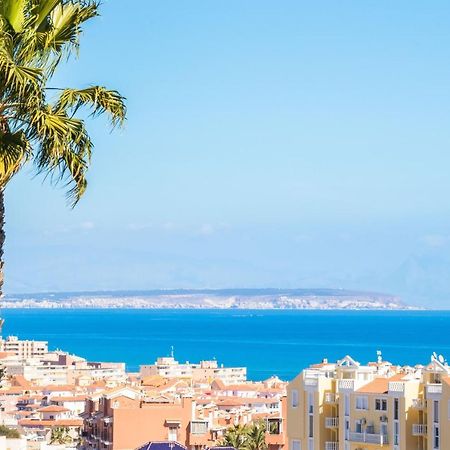 Nice House With Tennis Court,Sports And Playground Torrevieja Eksteriør billede