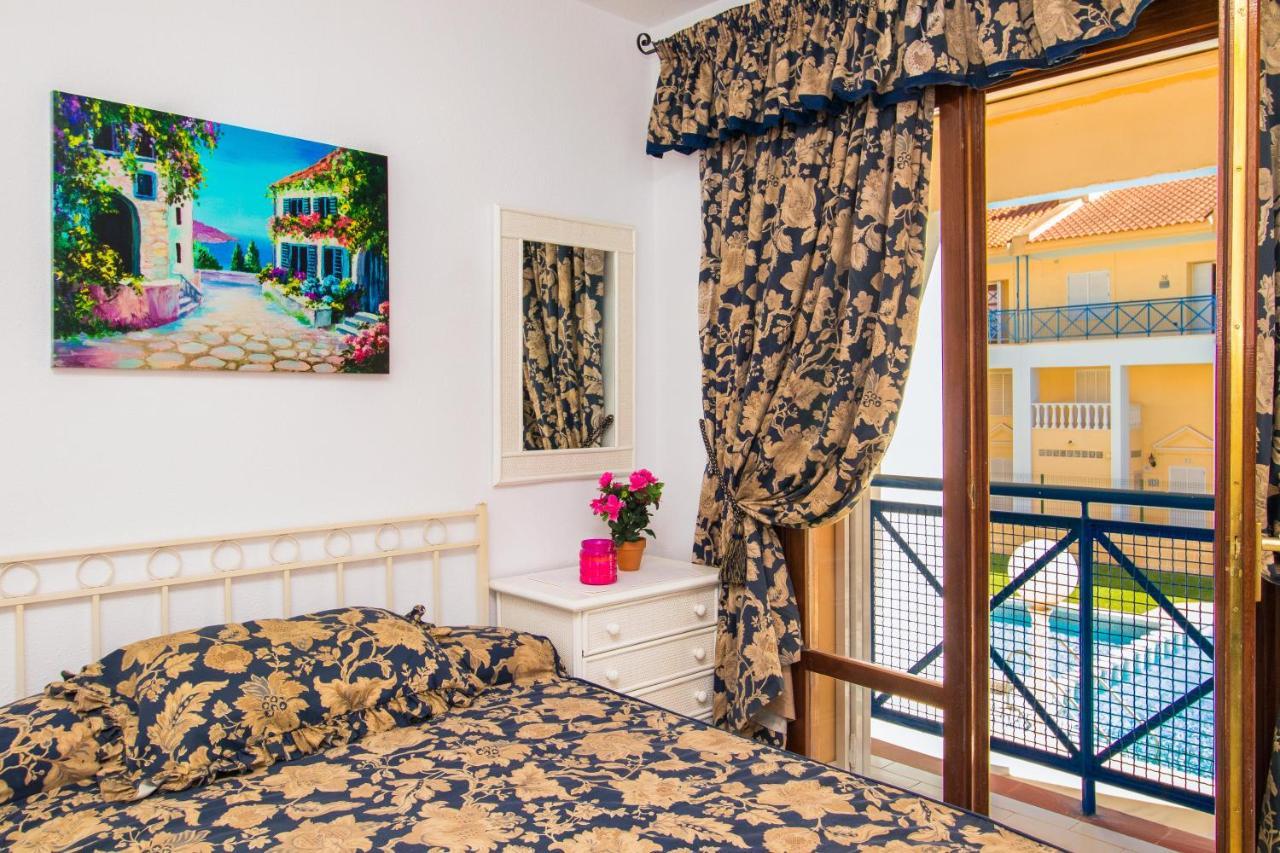 Nice House With Tennis Court,Sports And Playground Torrevieja Eksteriør billede