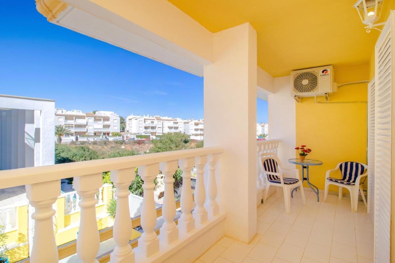 Nice House With Tennis Court,Sports And Playground Torrevieja Eksteriør billede