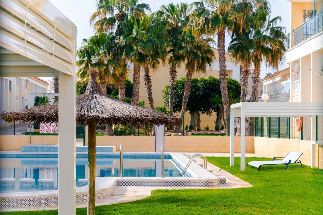 Nice House With Tennis Court,Sports And Playground Torrevieja Eksteriør billede