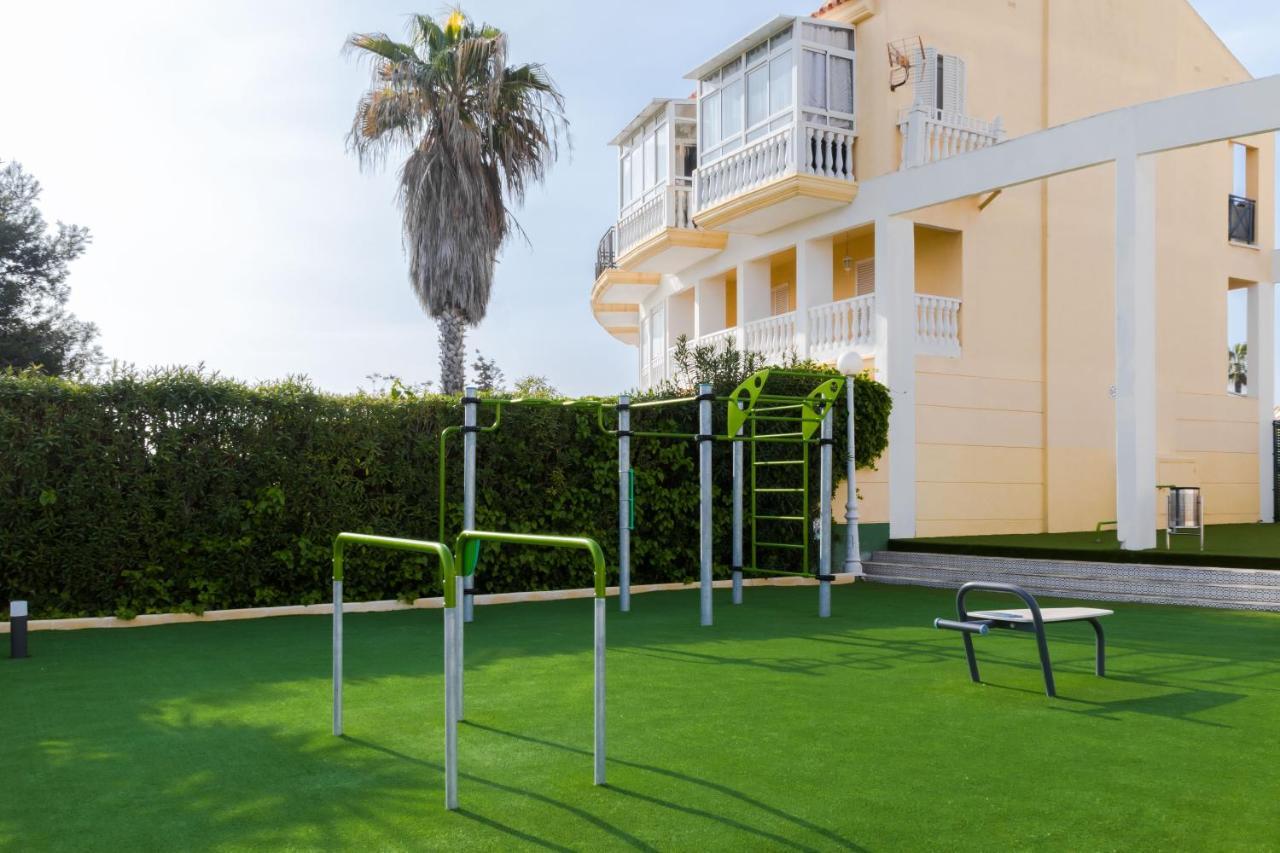 Nice House With Tennis Court,Sports And Playground Torrevieja Eksteriør billede